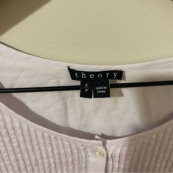 Theory pleated pin-tuck long sleeve top - Picture 5 of 7